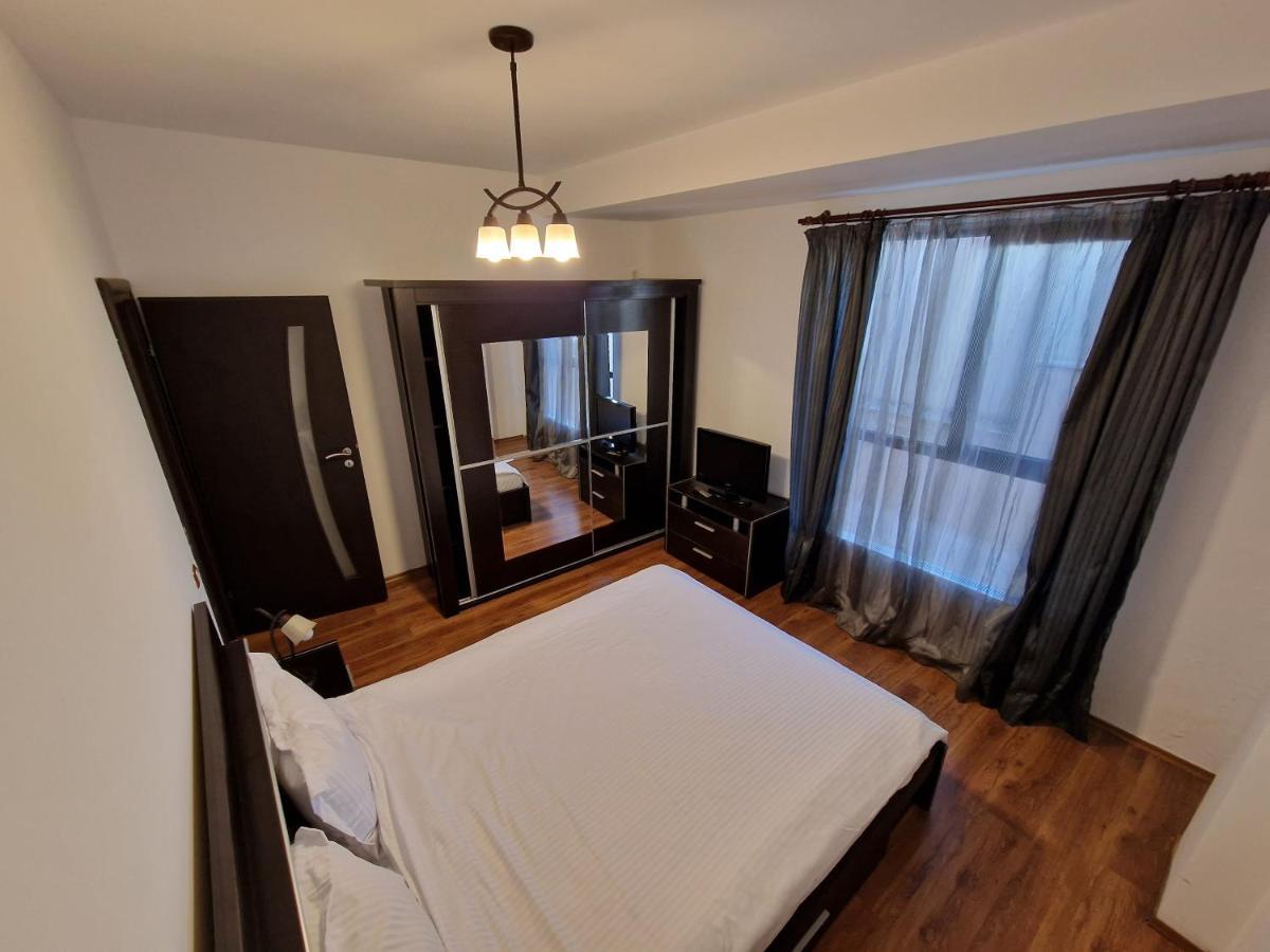 Rotterdam Suite Constanta Bagian luar foto